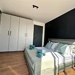 Korzo Luxury Penthouse With Pool * Msida