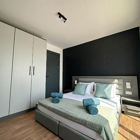 Korzo Luxury Penthouse With Pool Apartment Msida