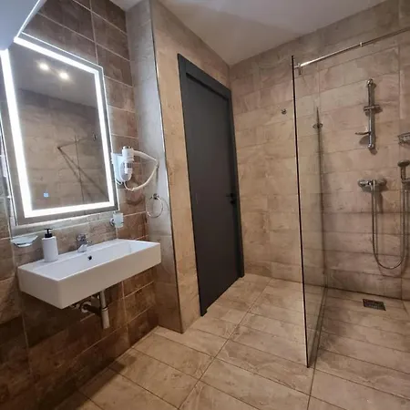 Apartment Korzo Luxury Penthouse With Pool Msida