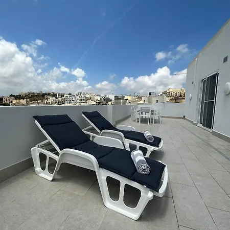 Korzo Luxury Penthouse With Pool Msida