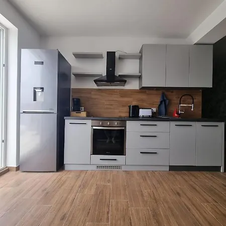 Korzo Luxury Penthouse With Pool דירה
