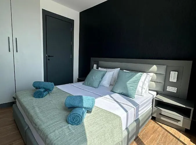 Apartment Korzo Luxury Penthouse With Pool