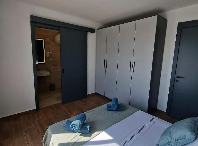 Korzo Luxury Penthouse With Pool Msida