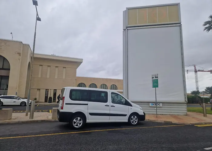 Korzo Luxury Penthouse With Pool Apartment Msida